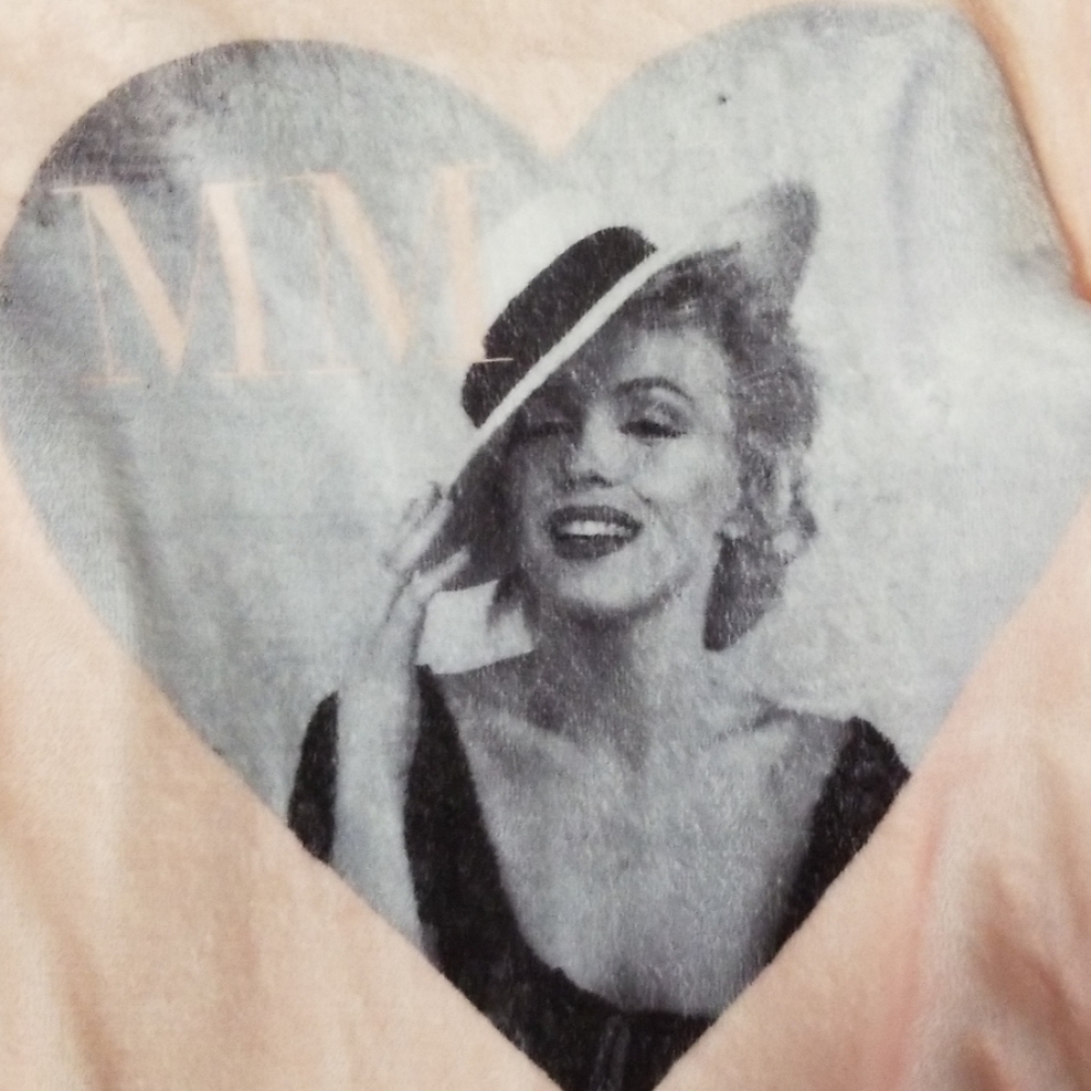 Sweater - Picture 2 of 3